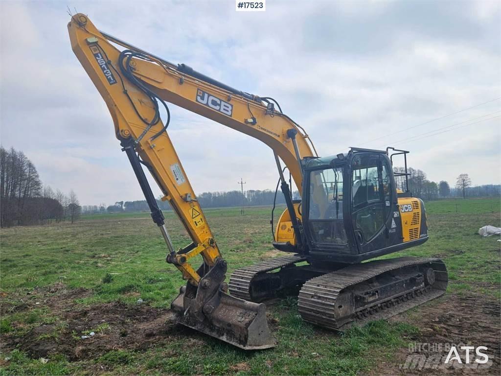 JCB JS 131 LC 履带挖掘机