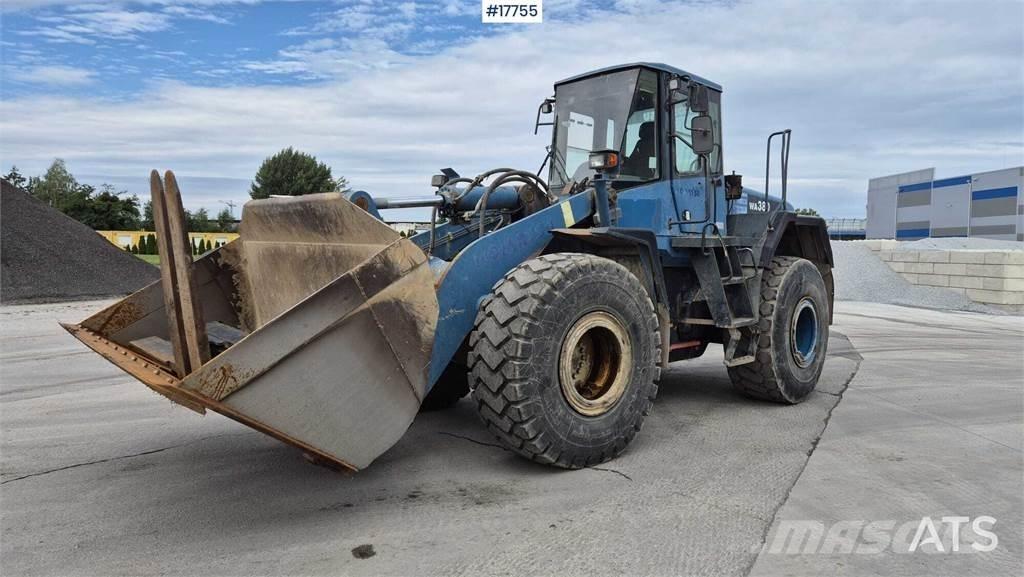 Komatsu WA380-5H 轮式装载机