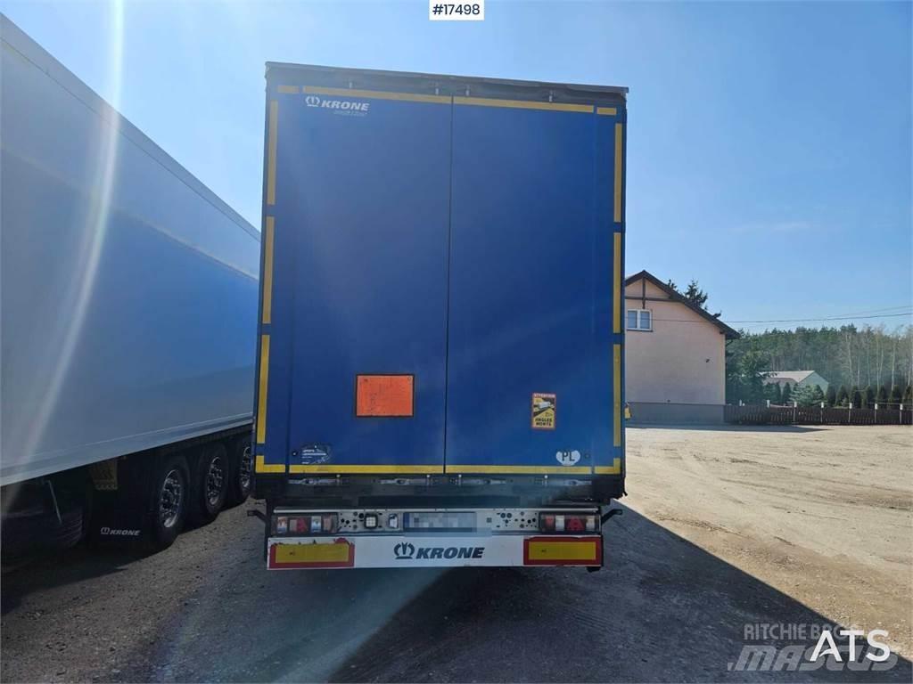 Krone SD 侧帘半挂车