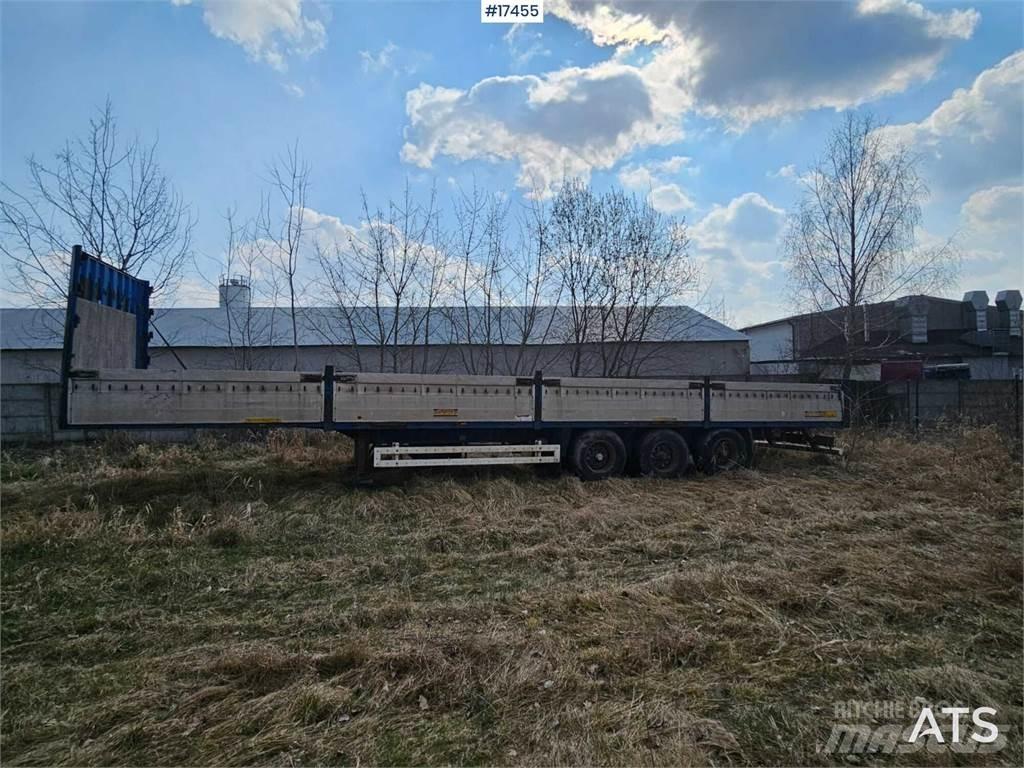 Krone SDP 侧帘半挂车