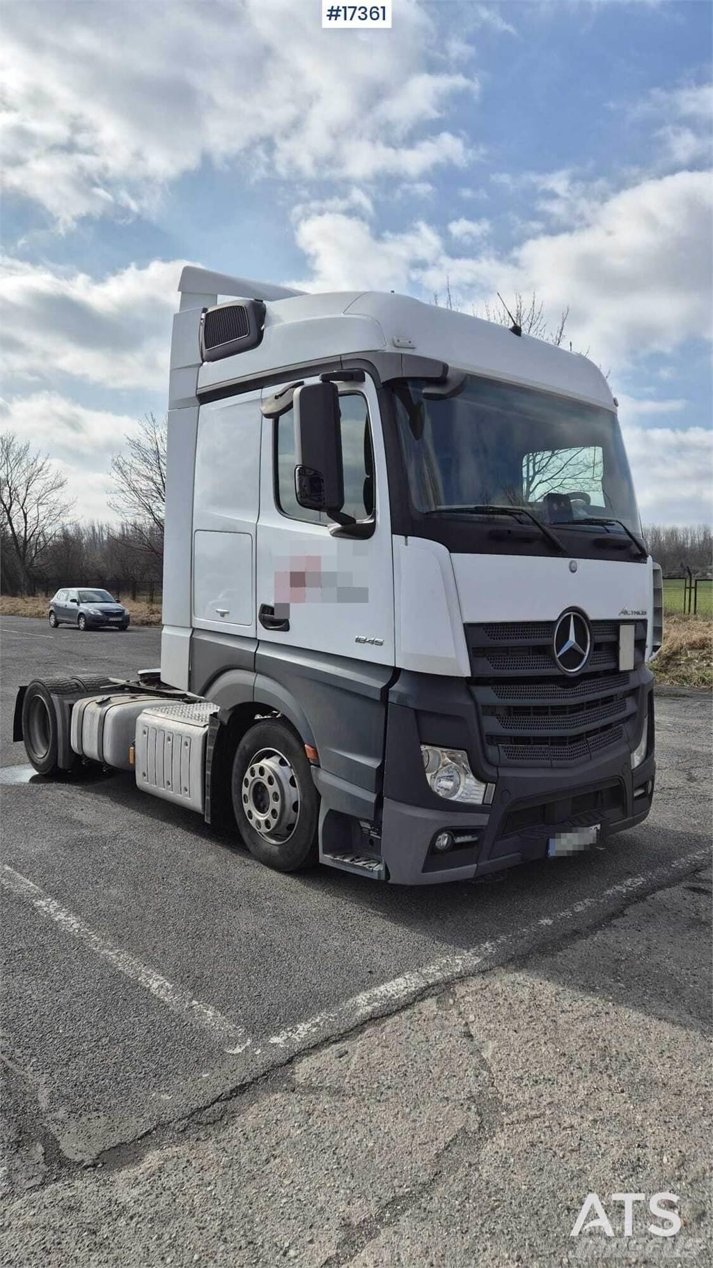 Mercedes-Benz Actros 牵引车