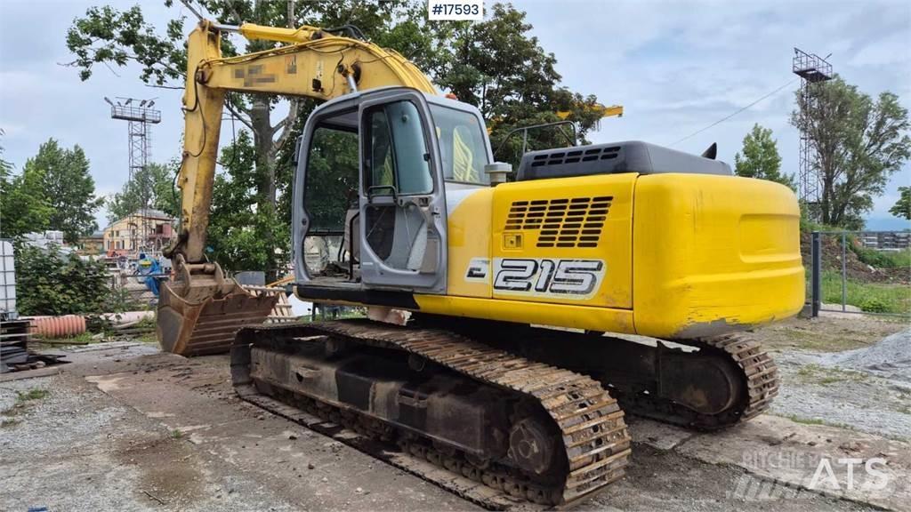 New Holland E215 履带挖掘机