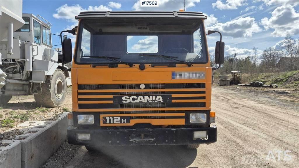 Scania P112 自卸式货车
