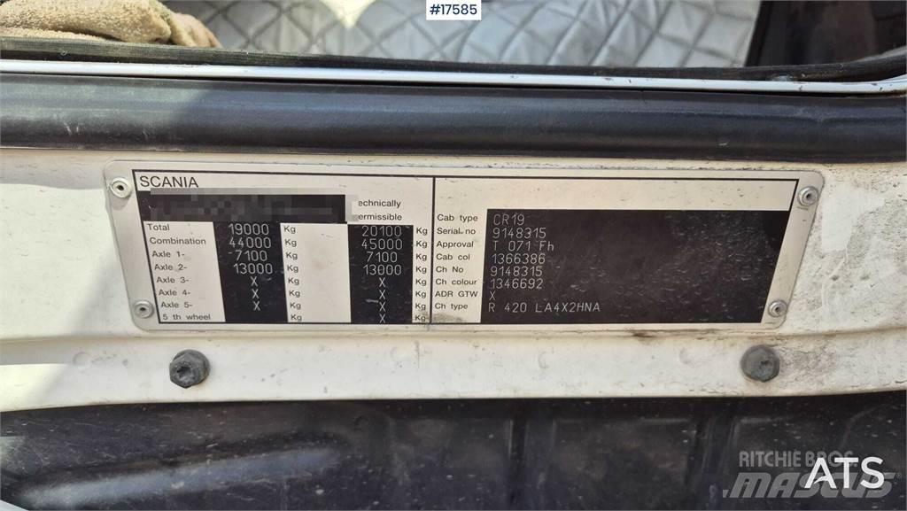 Scania R420 牵引车