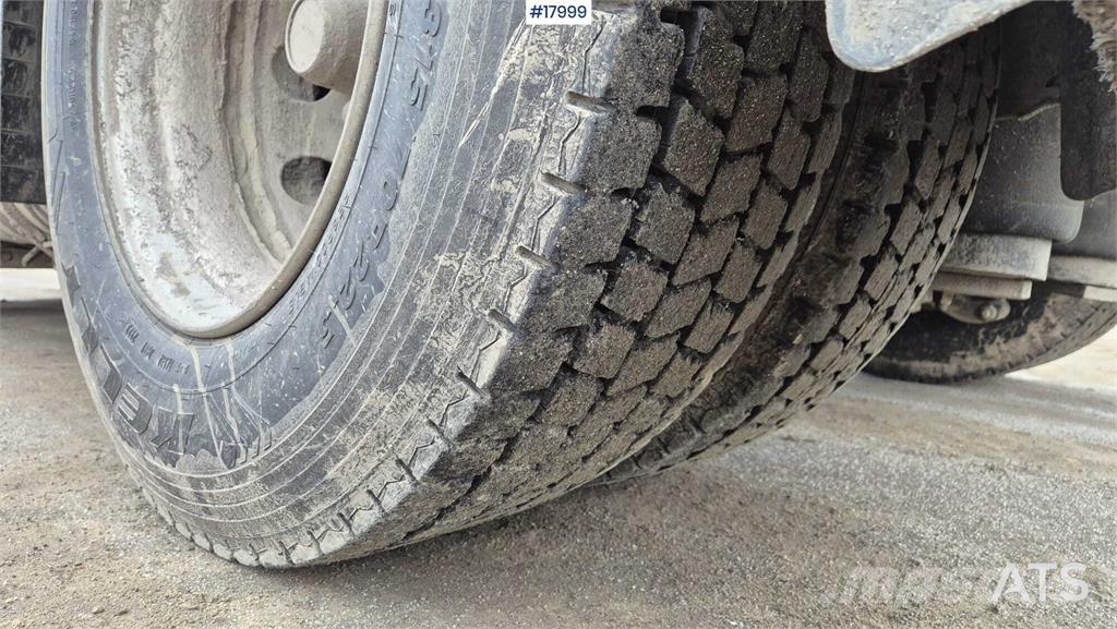 Scania R420 牵引车