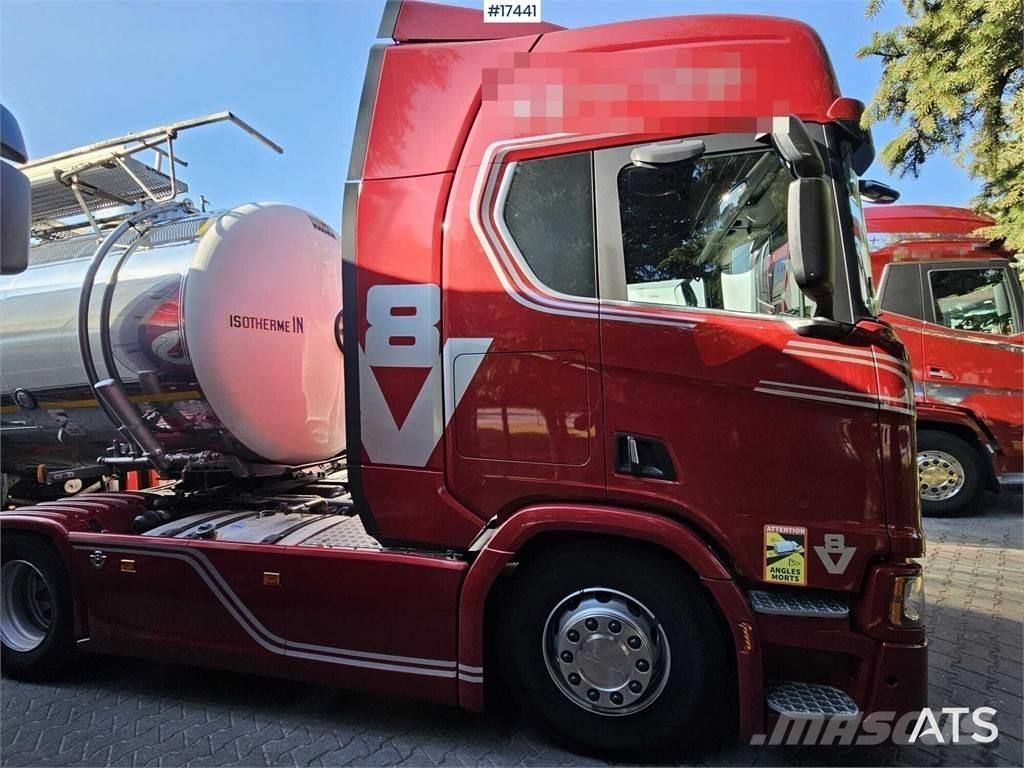 Scania R530 V8 牵引车