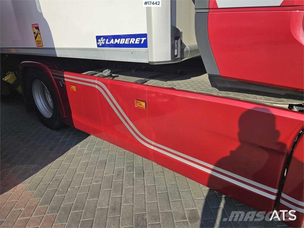 Scania R530 V8 牵引车