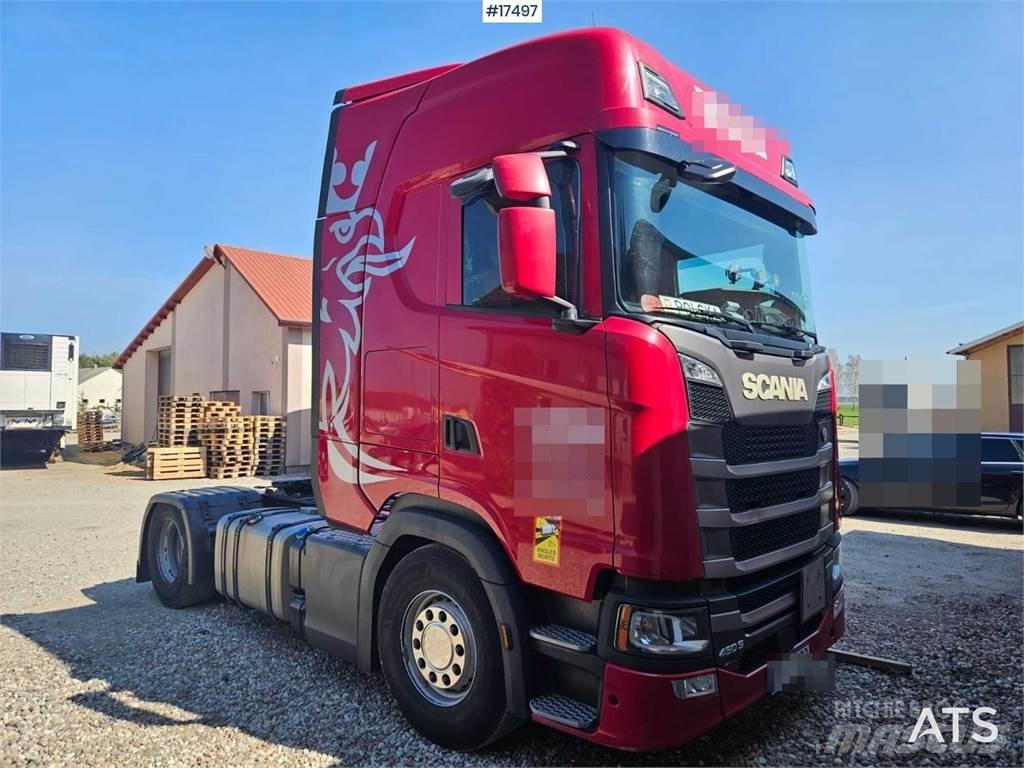 Scania S450 牵引车