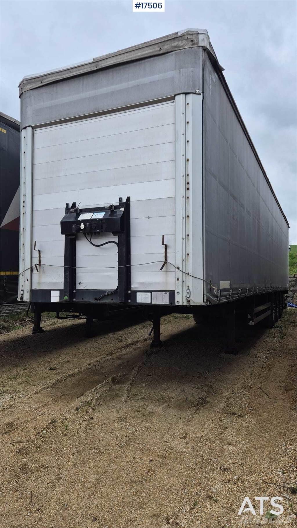  Schwarzmuller S1 侧帘半挂车