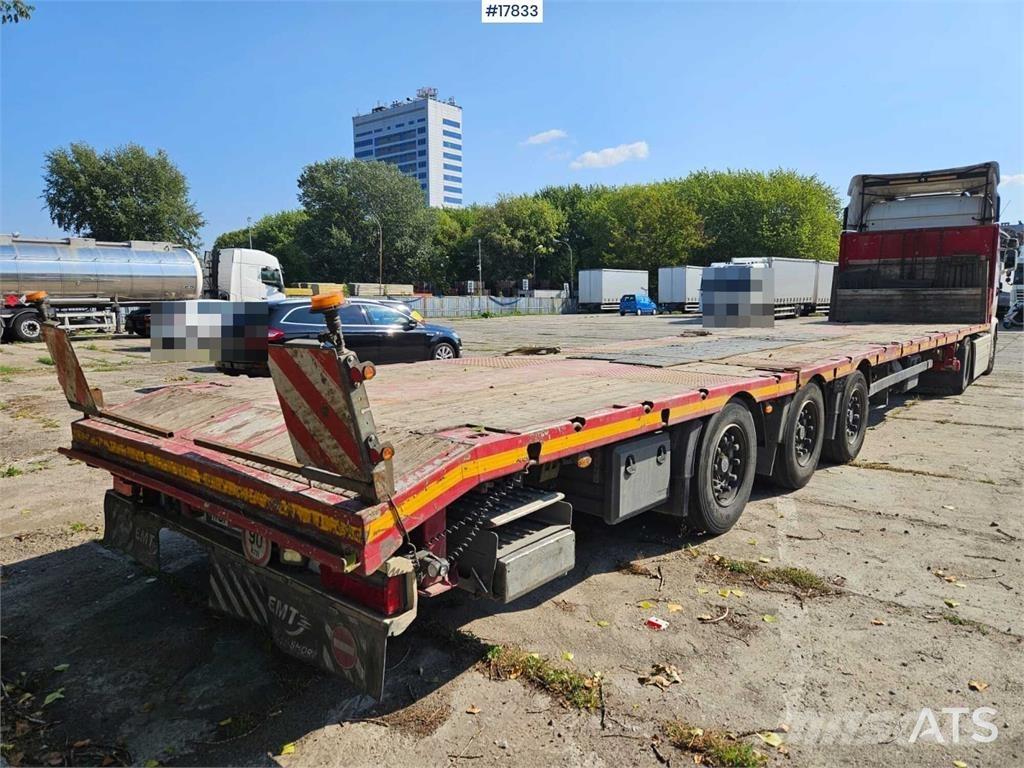  Schwarzmuller SPA3/E 低平板半挂车
