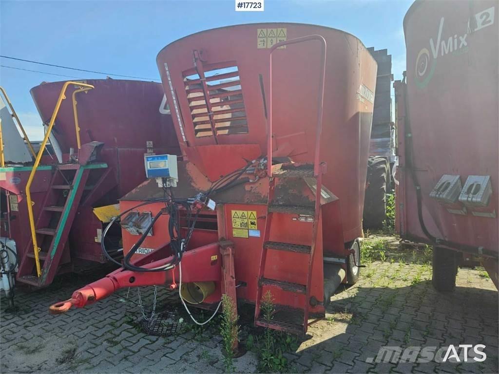 Trioliet SM-12 青饲料搬运车