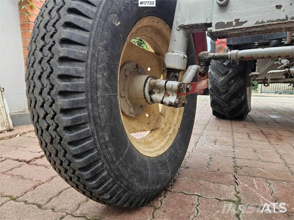 Ursus C 360 拖拉机/农用车