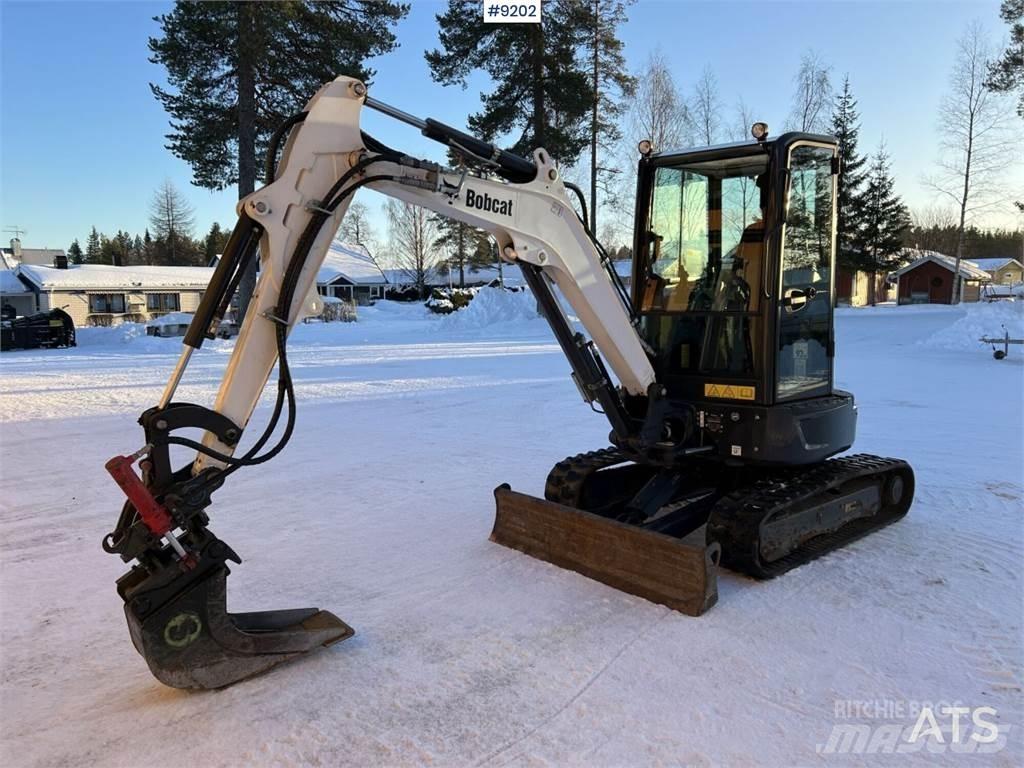Bobcat E27Z 小型挖掘机