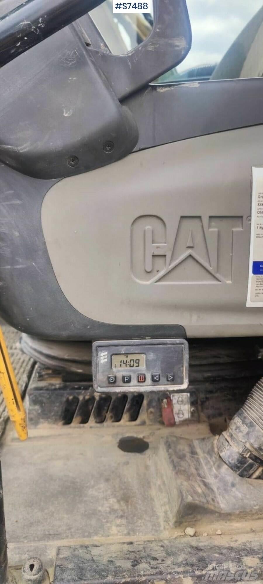 CAT 319D 履带挖掘机