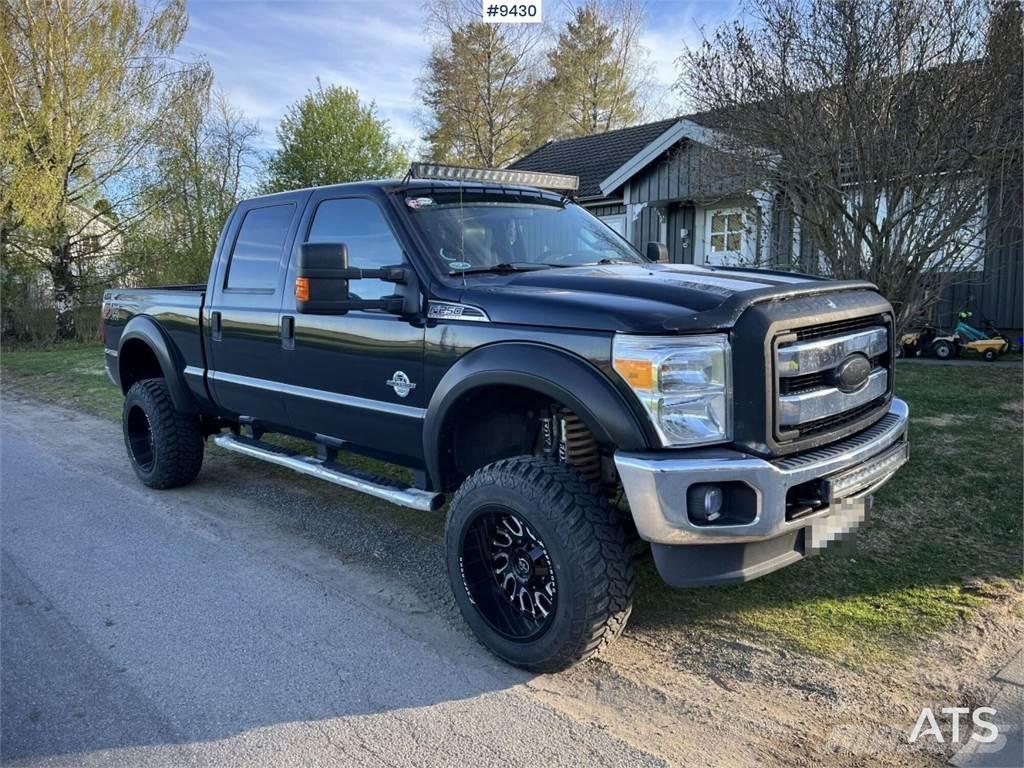 Ford F250 大型面包车