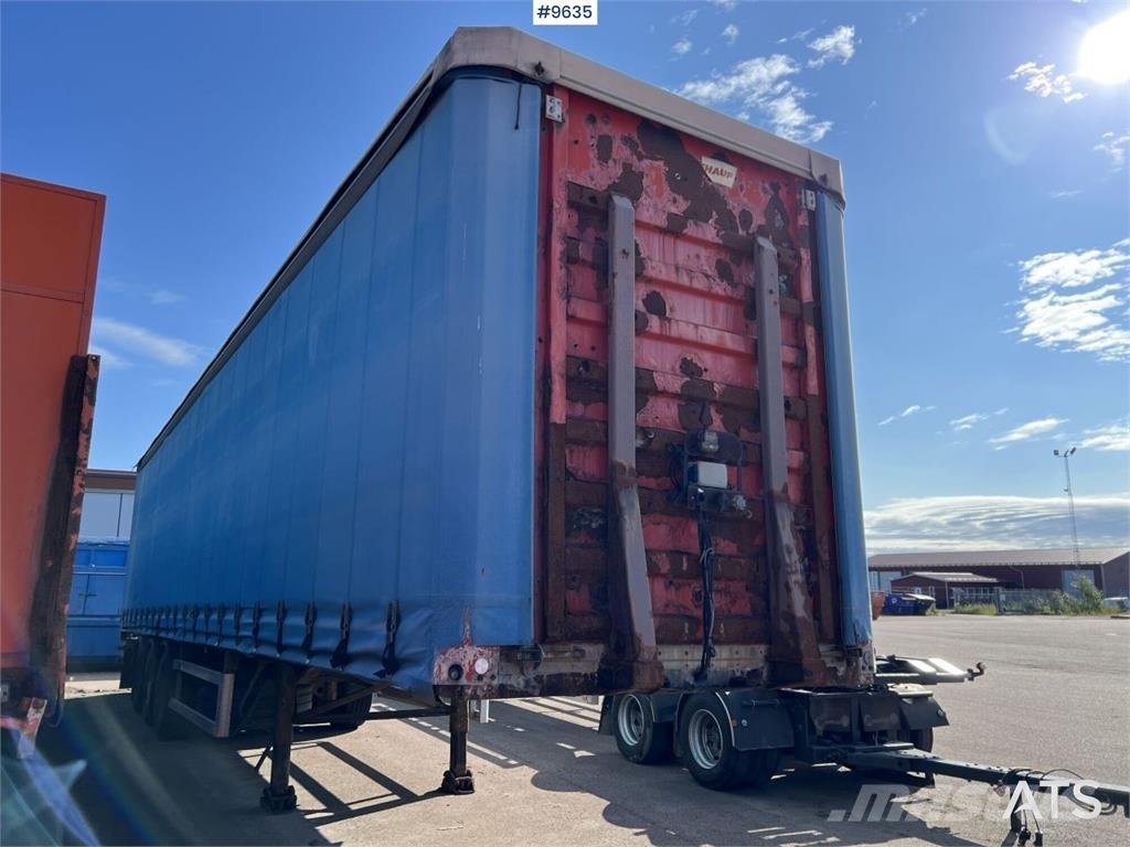 Fruehauf SS136/P3S 侧帘半挂车