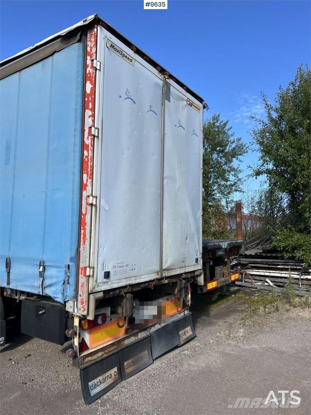 Fruehauf SS136/P3S 侧帘半挂车