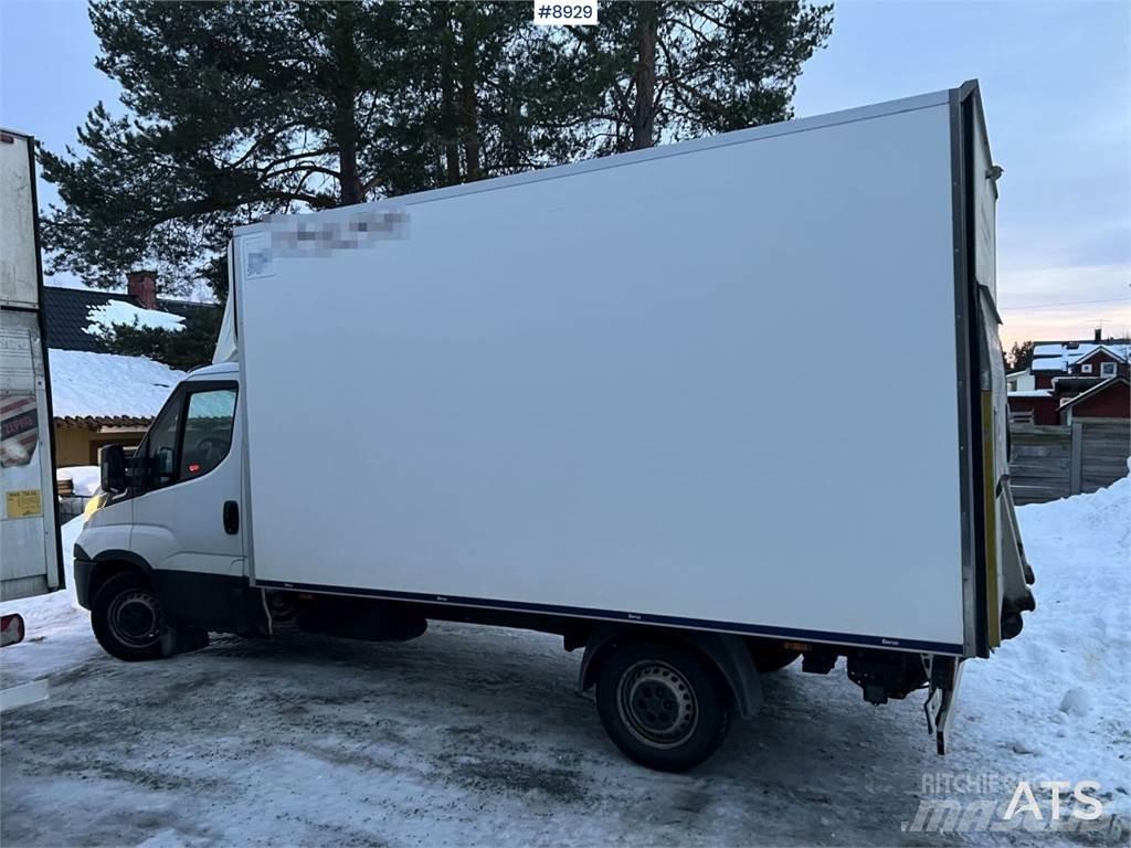 Iveco Daily 厢式货车