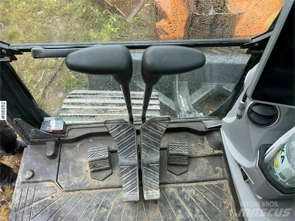 Kobelco SK140 SRLC-7 履带挖掘机