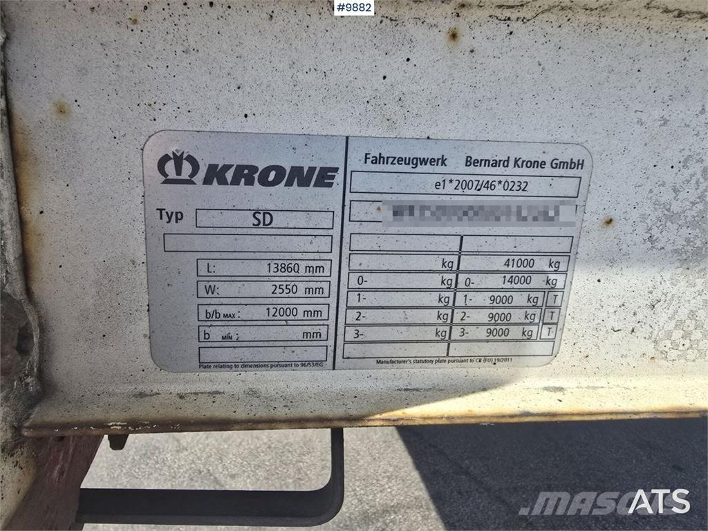 Krone trailer 侧帘半挂车