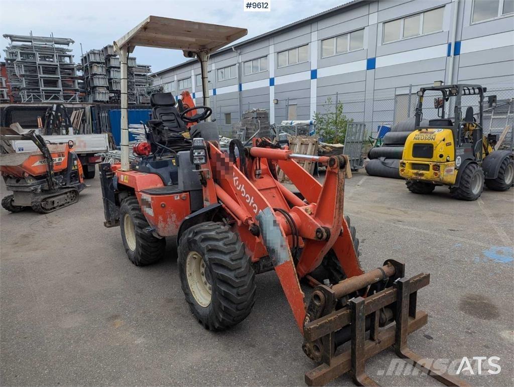 Kubota backhoe loader 反铲装载机