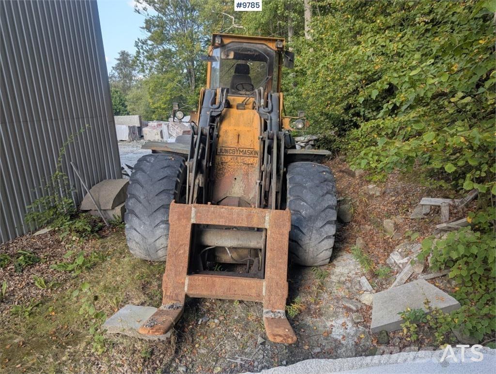 Ljungby L25 轮式装载机