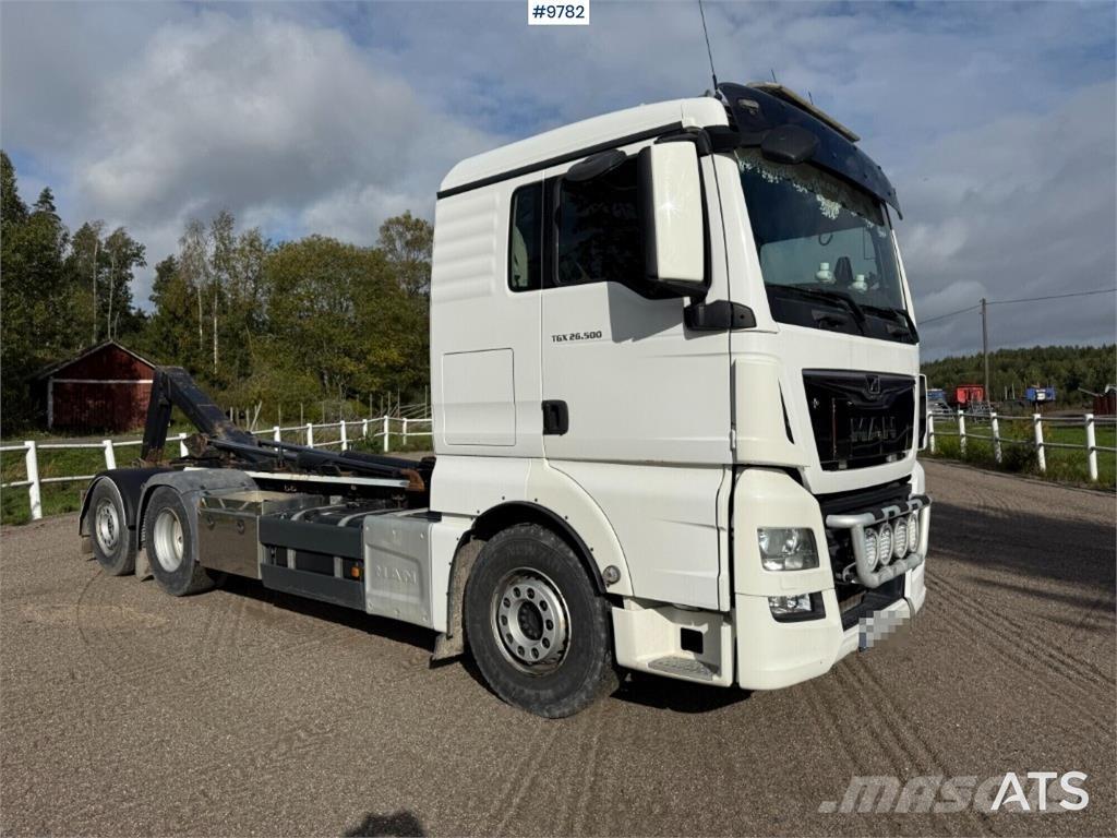 MAN TGX 26.500 6X2 工程吊钩车