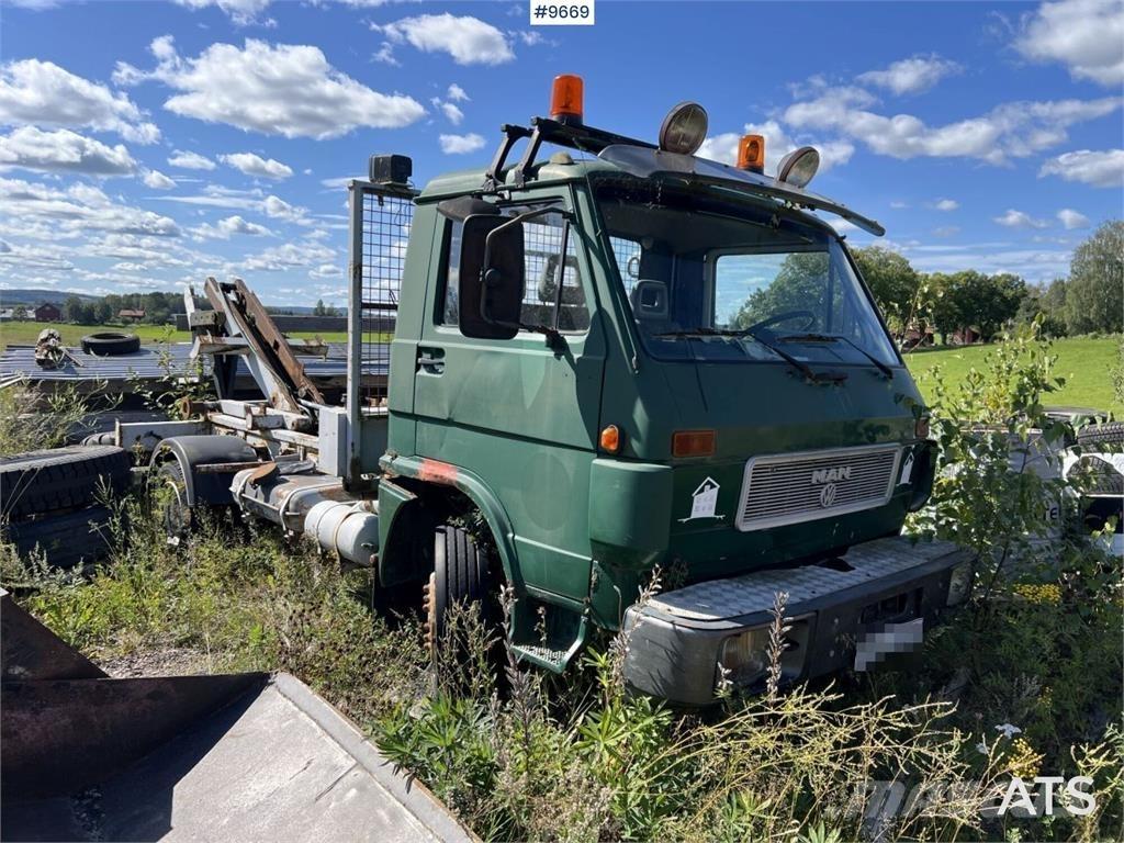 MAN VW 8,150 F 工程吊钩车