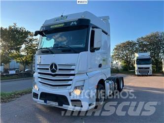 Mercedes-Benz ACTROS 牵引车