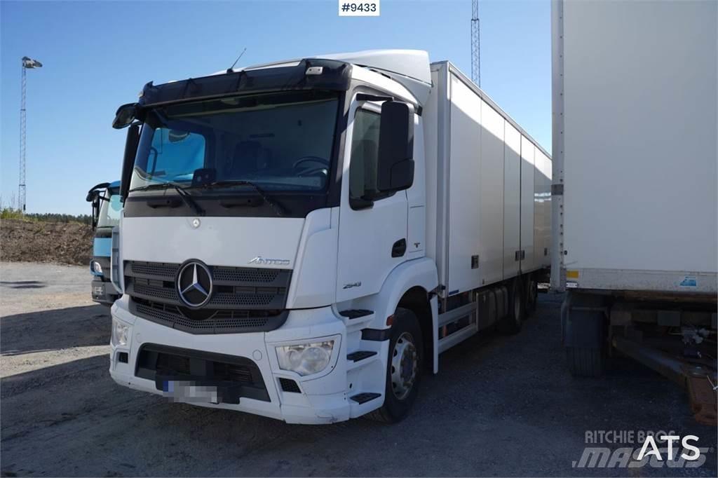 Mercedes-Benz ANTOS 冷藏集装箱