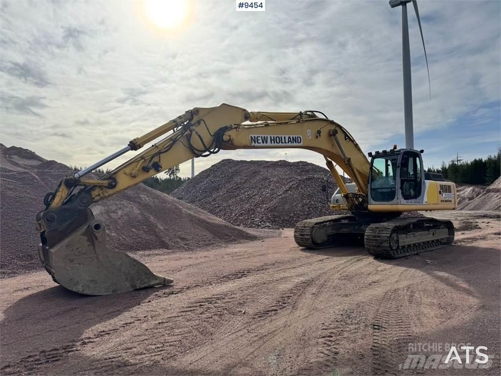 New Holland E385 履带挖掘机