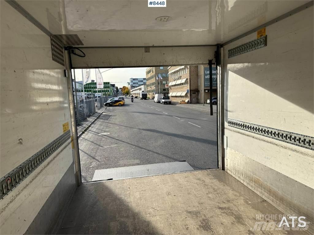 Scania P280B4X2NB 厢式货车