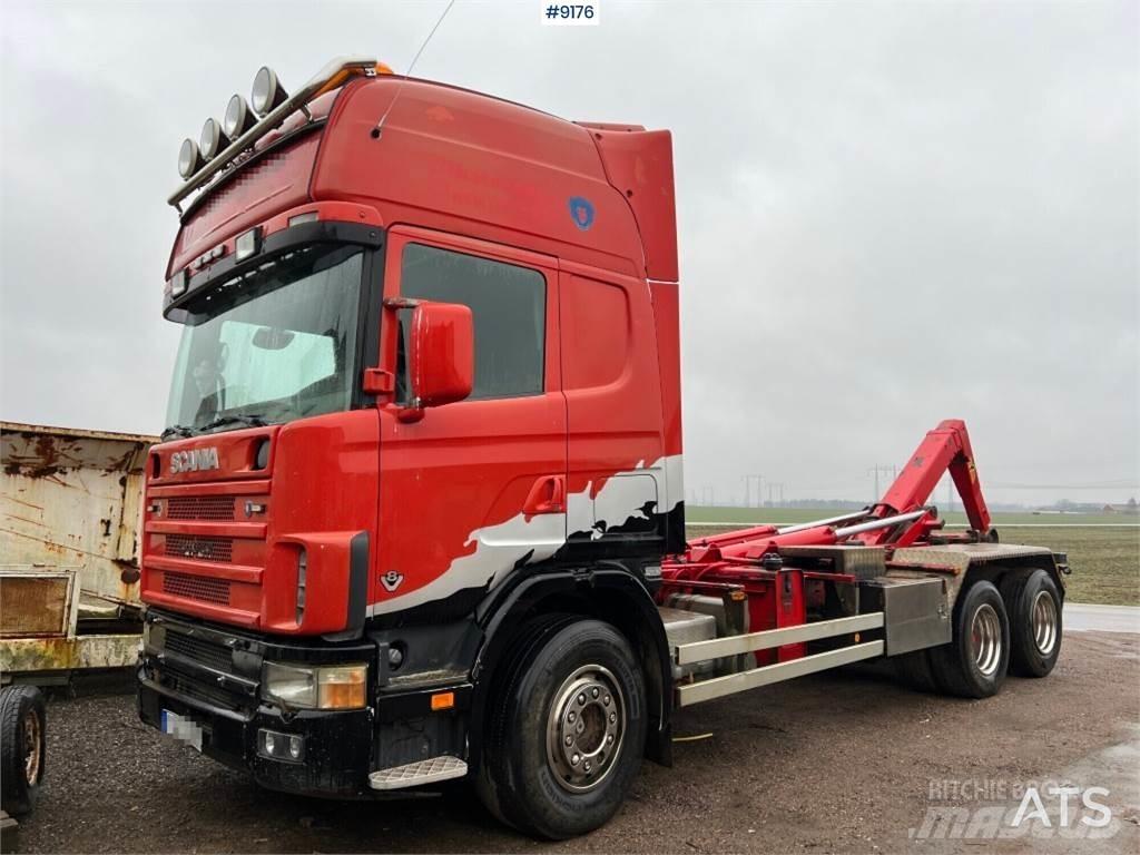 Scania R144GB6X4NA530 工程吊钩车
