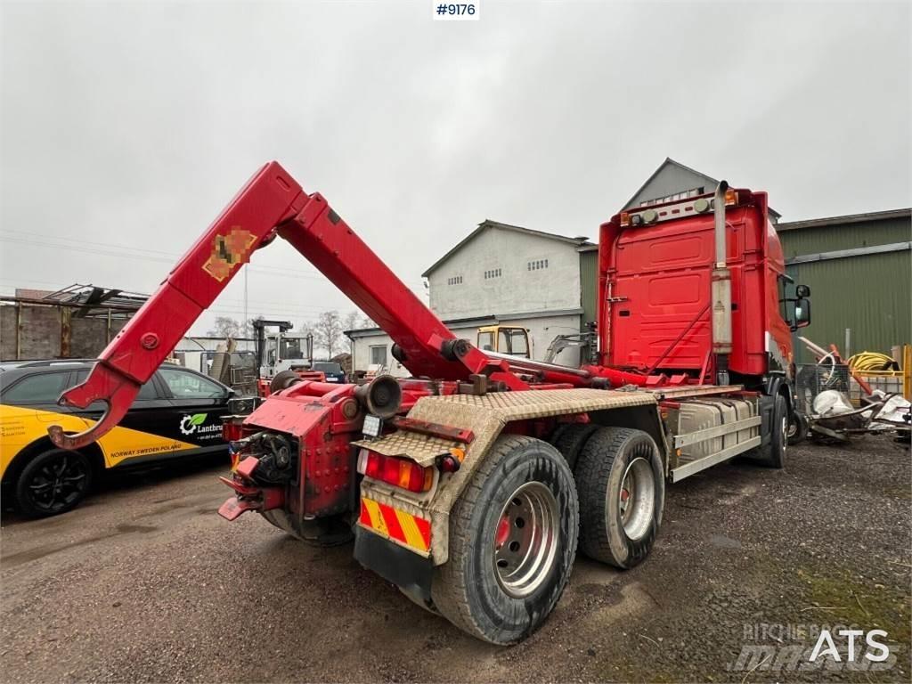Scania R144GB6X4NA530 工程吊钩车