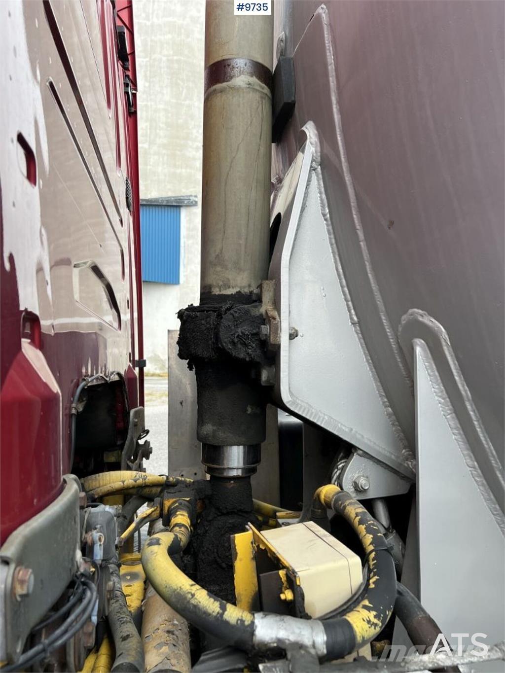 Scania R730 油罐车