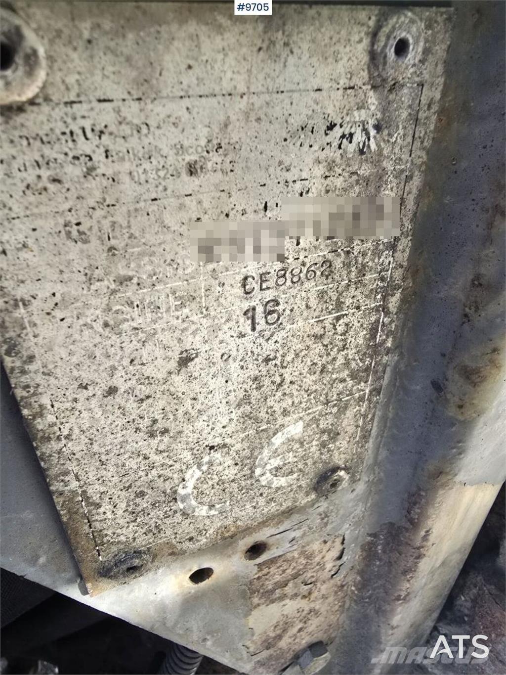 Tennant 636 道路清扫车
