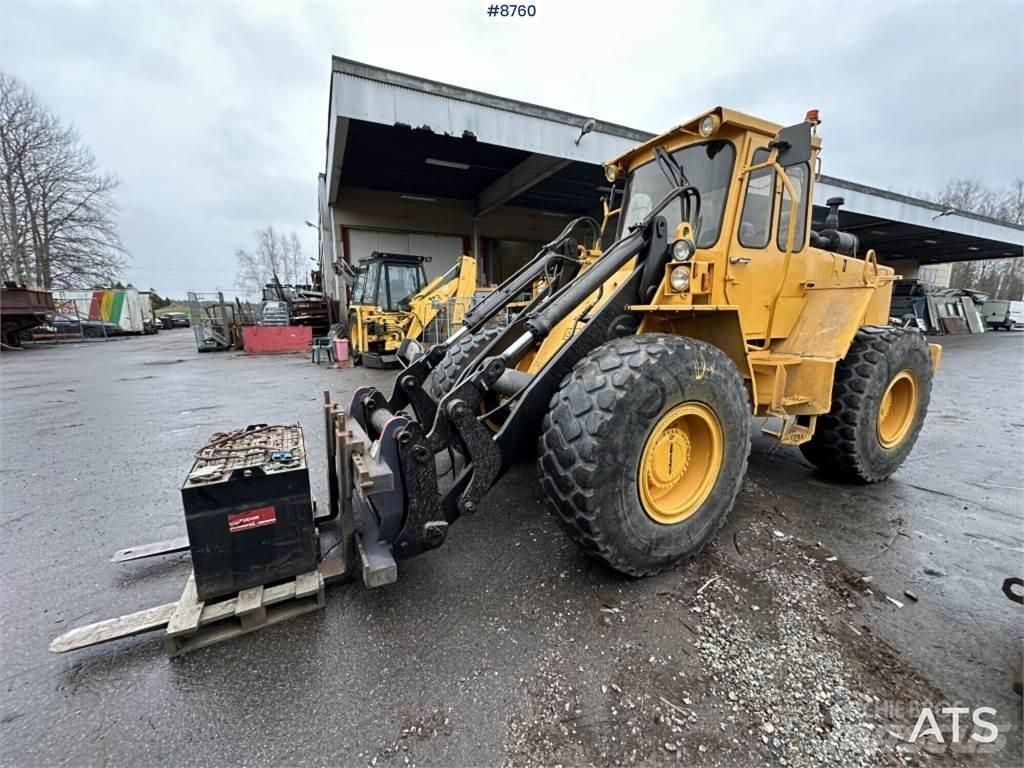 Volvo BM 4400 轮式推土机
