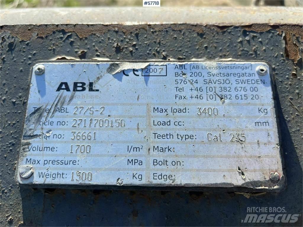Volvo EC290 CL 履带挖掘机