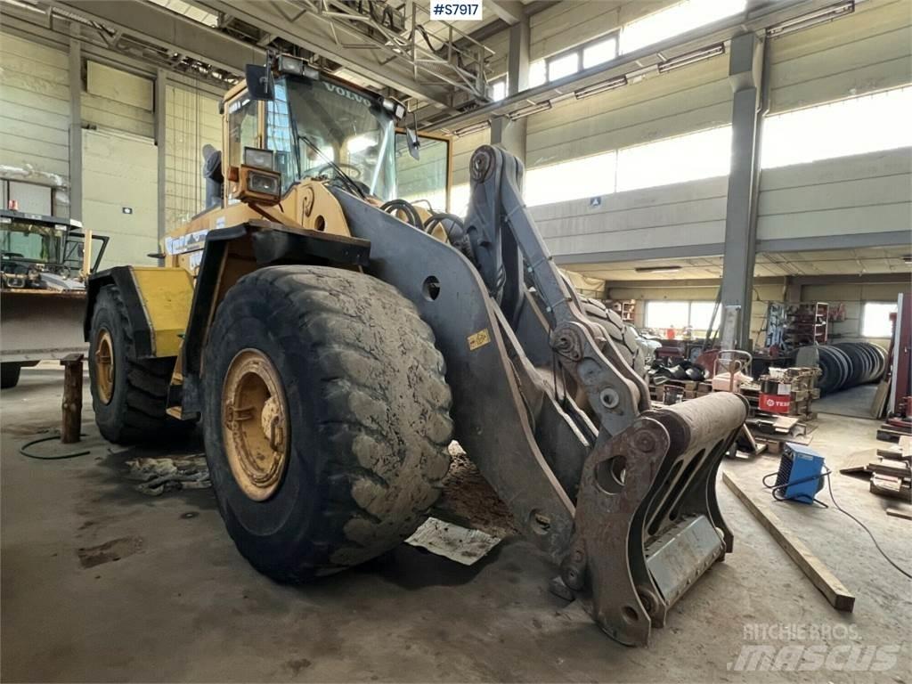 Volvo L220D 轮式装载机