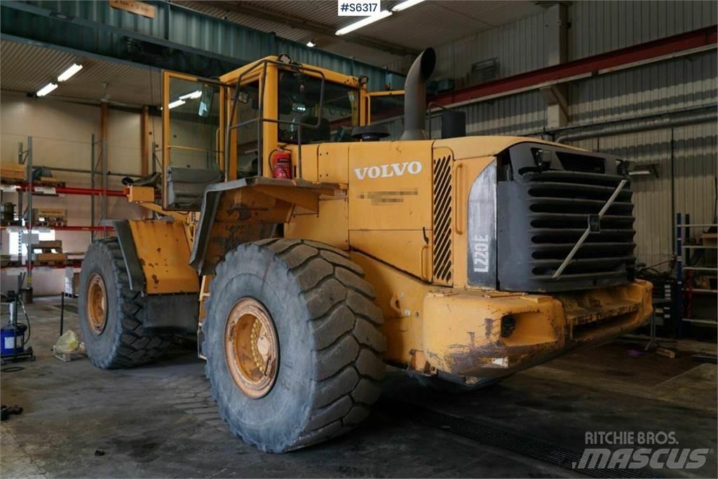 Volvo L220E 轮式装载机