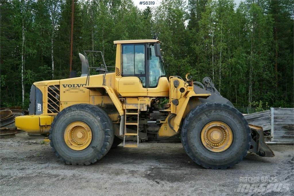 Volvo L220F 轮式装载机