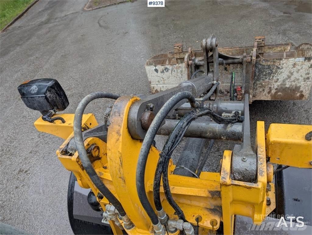 Volvo L25F 轮式推土机