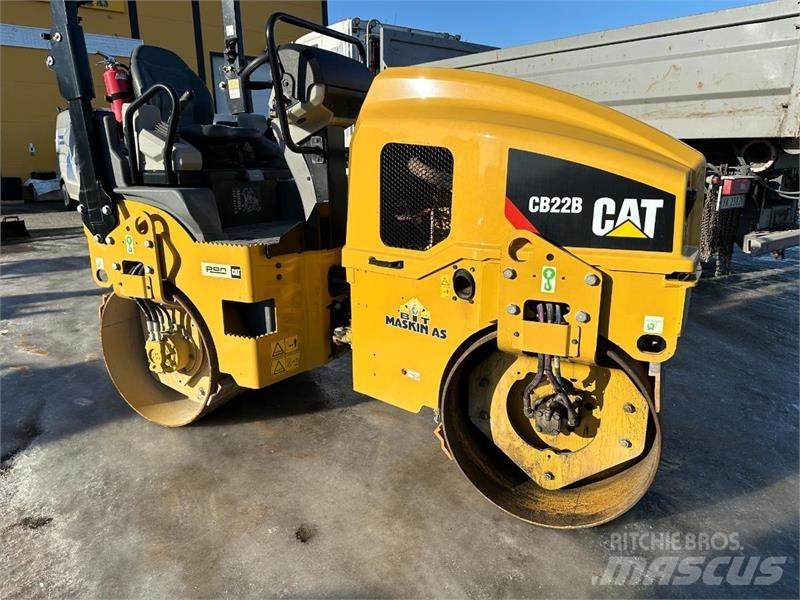 CAT cb22b 平板夯