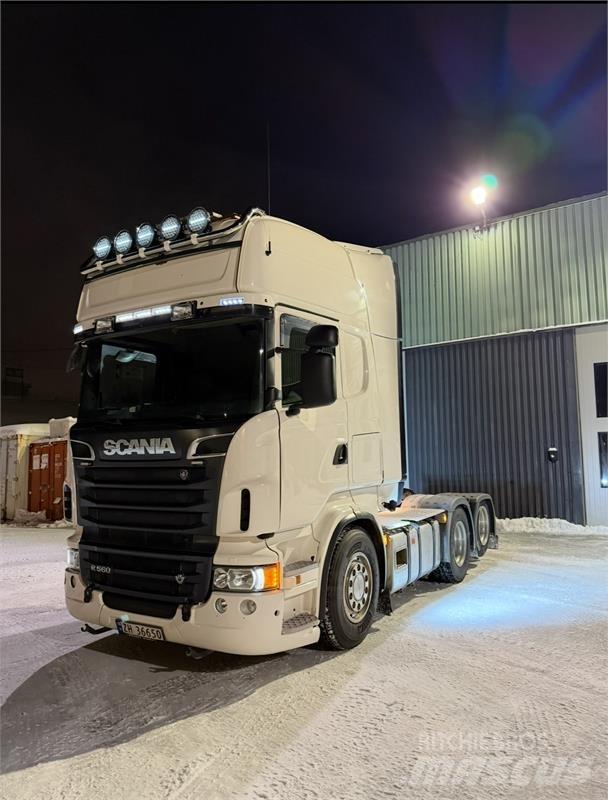 Scania R560 牵引车