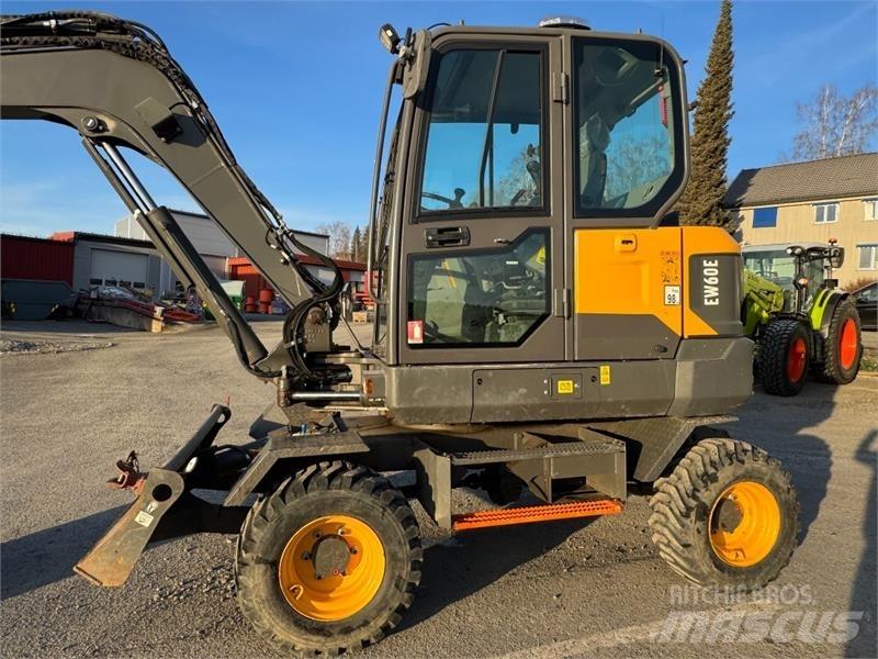 Volvo EW60E 履带挖掘机