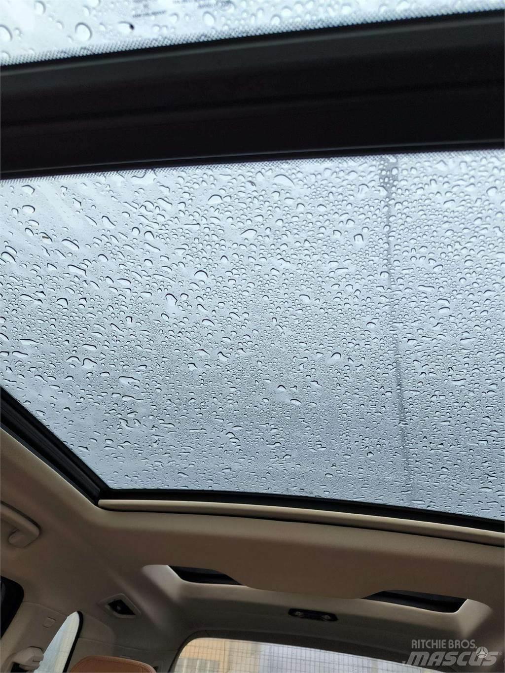 BMW  汽车