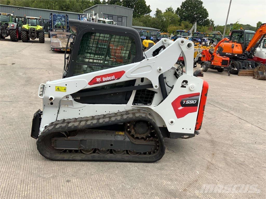 Bobcat T590 小型装载机