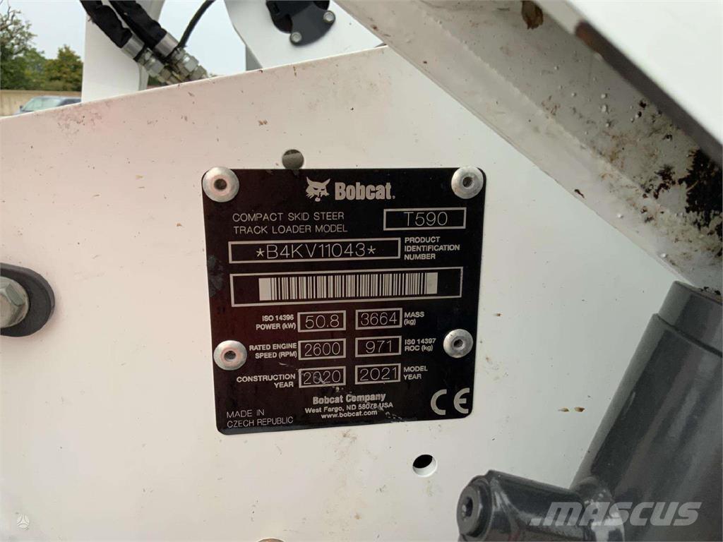 Bobcat T590 小型装载机
