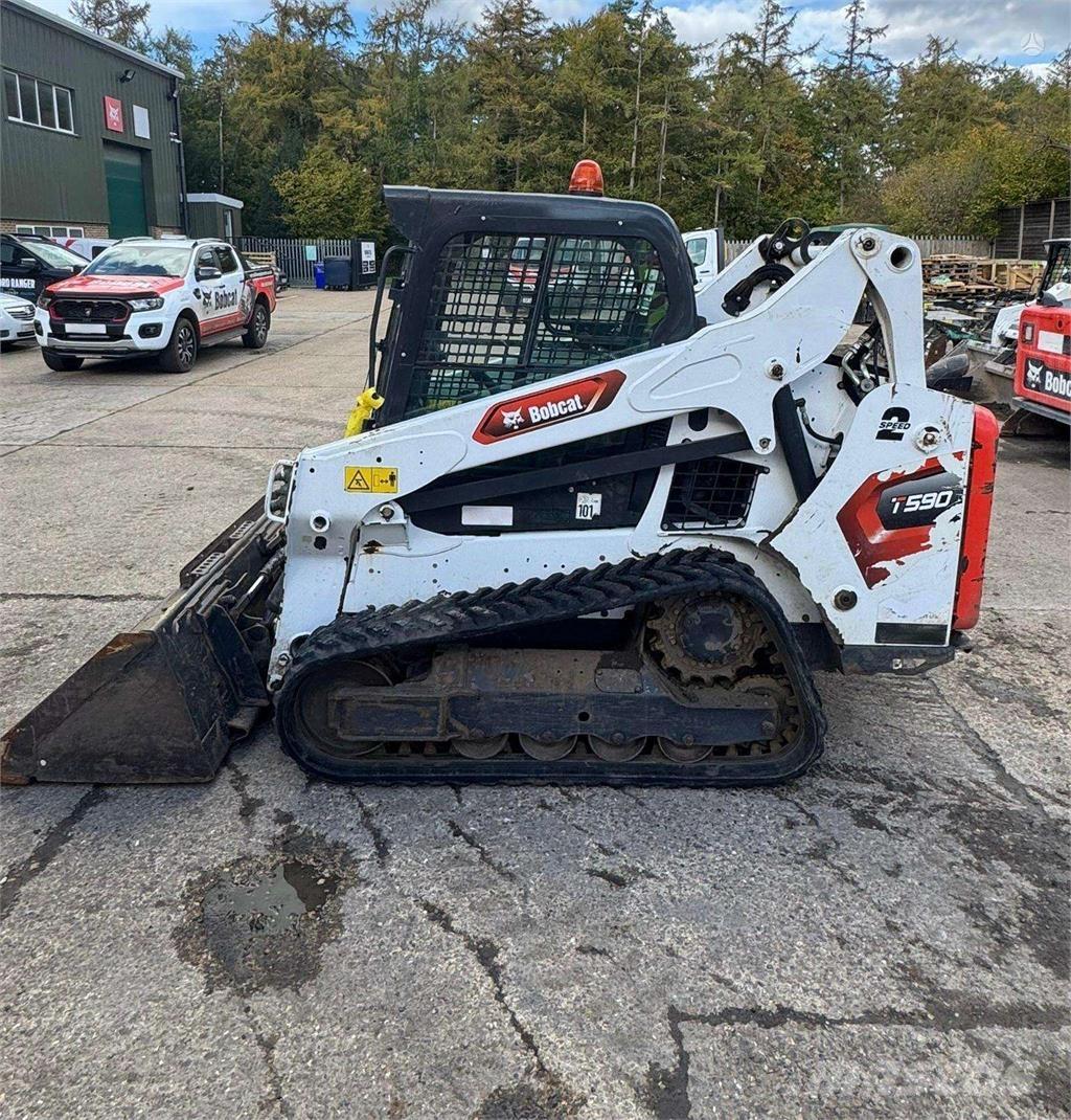 Bobcat T590 小型装载机