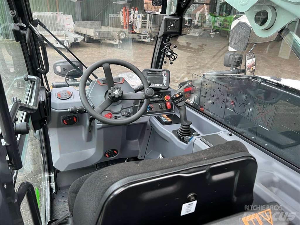 Bobcat TL40.180 伸缩臂叉装车|叉装车